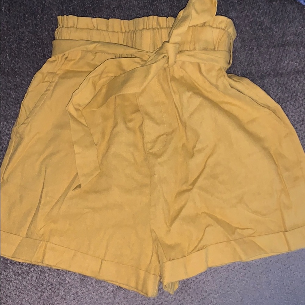 Boutique paper bag shorts